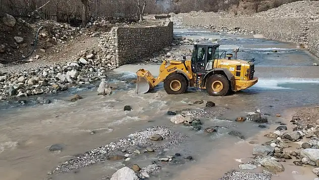 Kayseri'de o ilçeyi sel vurmuştu! Ekipler seferber oldu