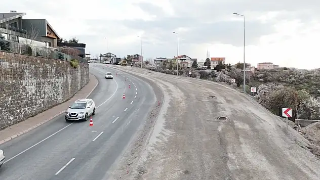 Kayseri'de o mahallede yol çalışması! Başkan yerinde inceledi