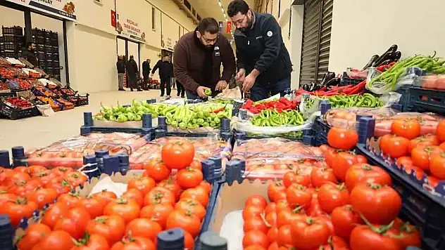 Kayseri'de o meyvenin kilosu 500 TL'yi gördü!