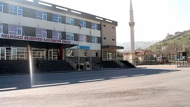 Kayseri'de o okulun spor salonu yenilenecek