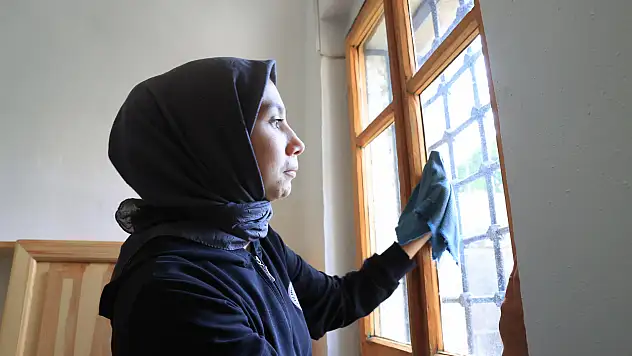 Kayseri'de öğrencilerden anlamlı hareket! Tarihe toz kondurmuyorlar