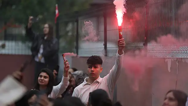 Kayseri'de öğrencileri 29 Ekim'i kutlamaya başladı!