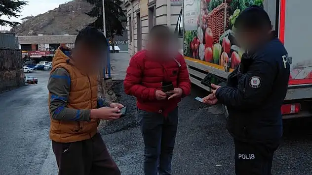 Kayseri'de okul çevrelerinde bakın kaç kişi sorgulandı