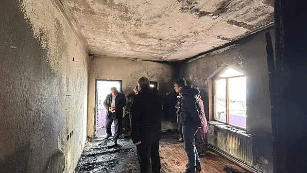 Kayseri'de panik dolu anlar! Ev kullanılamaz hale geldi