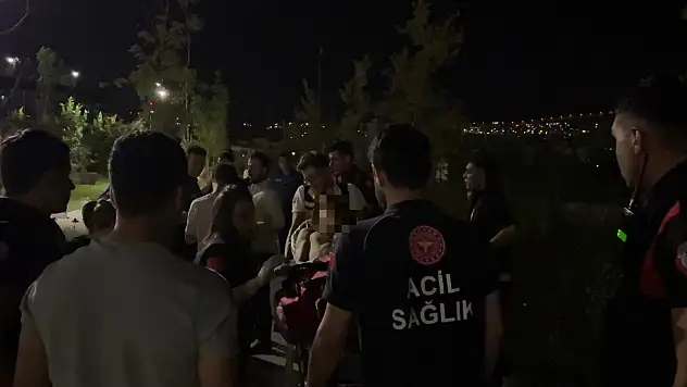 Kayseri'de park savaş alanına döndü: 1'i ağır, 3 yaralı