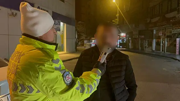 Kayseri'de pes dedirten olay: 6 gün arayla yine alkollü yakalandı