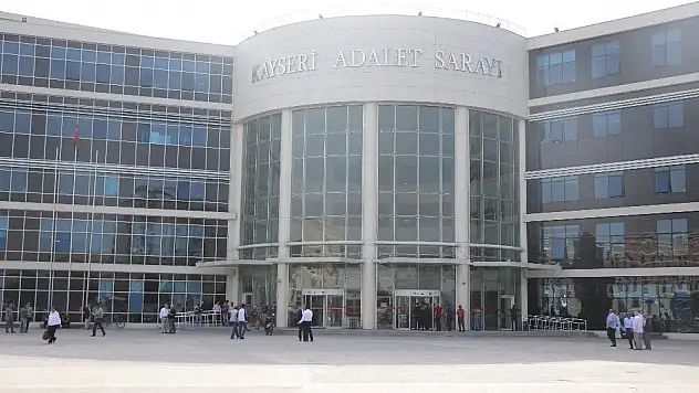 Kayseri'de 70 Sanıklı FETÖ davası başladı