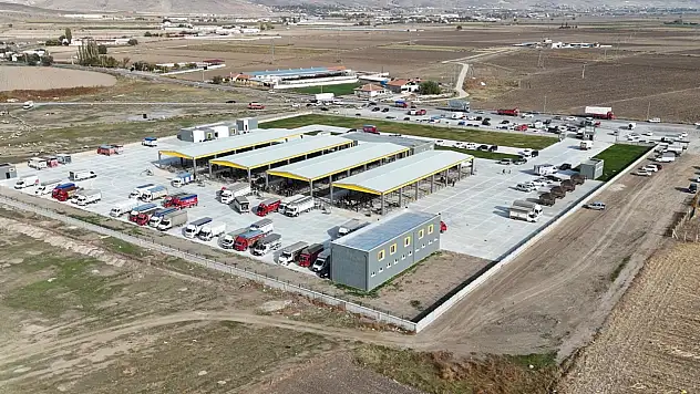 Kayseri'de şap hastalığına karşı yeni tedbir: Hayvan pazarı kapatıldı