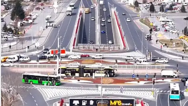 Kayseri'de Şehir Hastanesi yolunda değişiklik! O bölüm ulaşıma kapatıldı