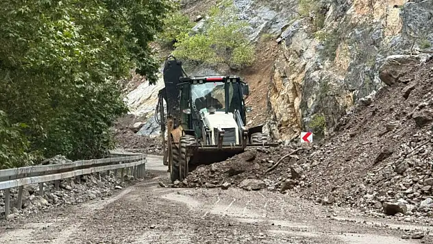 Kayseri'de selin ardından hummalı çalışma!