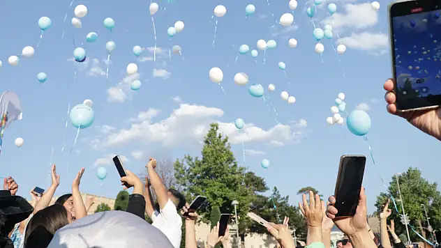 Kayseri'de sevinç gözyaşları! SMA hastası Yusuf Dubai yolcusu