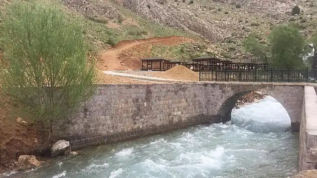 Kayseri'de sıcaktan bunalanların kaçış adresi oldu!