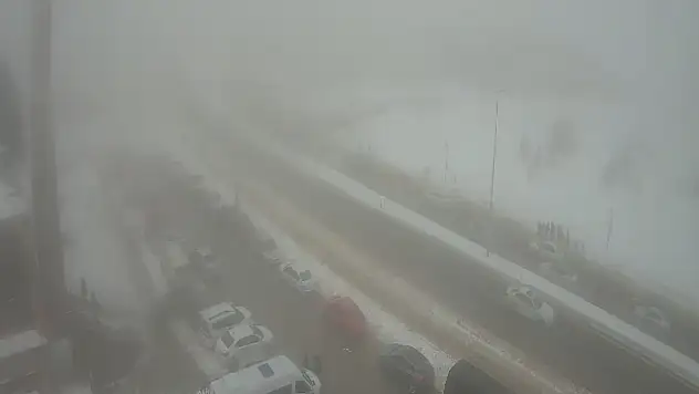 Kayseri'de sis ve kuvvetli rüzgar onları durduramadı! Herkes oraya akın etti