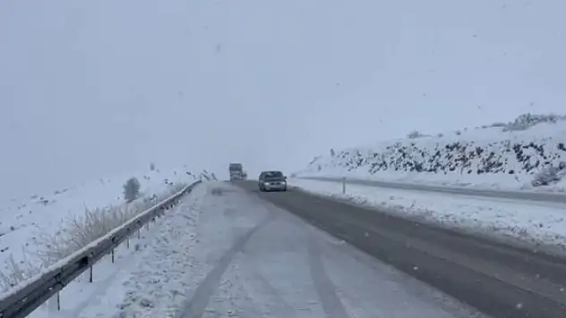 Kayseri'de sürücüler dikkat! O yol tır ve çekiciler için kapatıldı