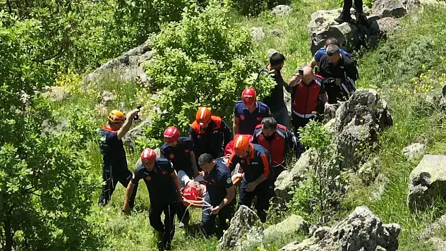 Kayseri'de talihsiz kaza: Kayalıklardan düştü