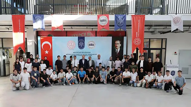 Kayseri'de teknoloji üssü gibi okul: Başkan Palancıoğlu hedefi açıkladı!