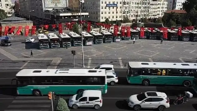 Kayseri'de toplu taşımada yeni dönem başladı! Hatlar ve saatler değişti