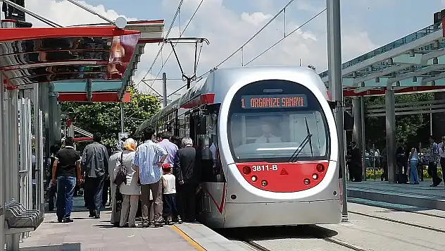 Kayseri'de toplu ulaşımda yeni dönem! 10 kez ücretsiz geçiş hakkı