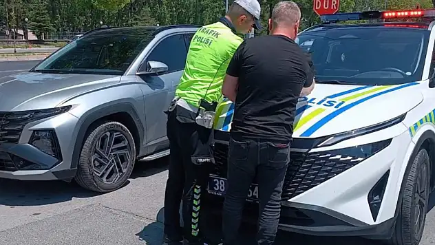 Kayseri'de trafik ihlali yapan sürücülere 240 bin lira ceza!