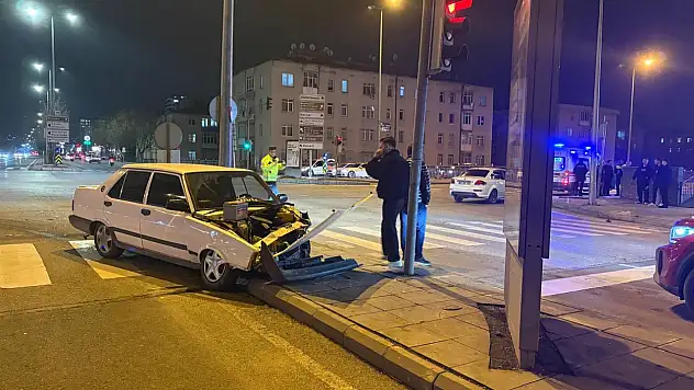 Kayseri'de trafik kazası ucuz atlatıldı
