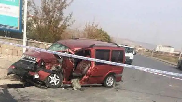 Kayseri'de trafik kazası: 3 yaralı