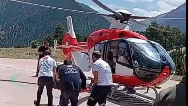 Kayseri'de traktör uçuruma yuvarlandı: 8 kişi...