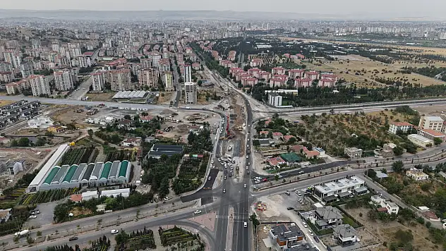 Kayseri'de ulaşıma yeni soluk! Katlı kavşak çalışması sürüyor
