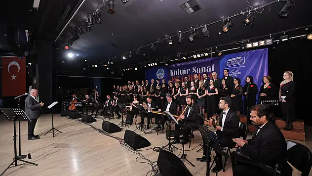 Kayseri'de uşşak makamının büyüsü yaşandı