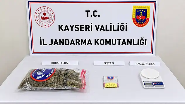 Kayseri'de uyuşturucu baskını! 1 kilo ele geçirildi