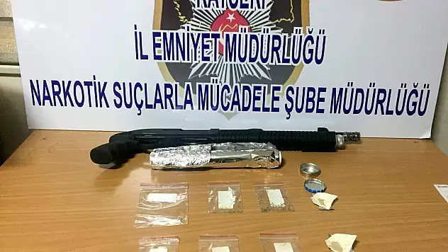 Hacılar'da eş zamanlı uyuşturucu operasyonu