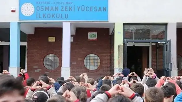 Kayseri'de veliden okul isyanı: Okuldaki sorunları tek tek anlattı