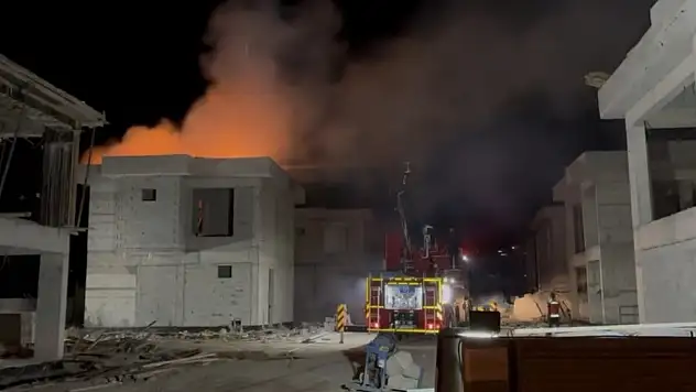 Kayseri'de villanın çatısında yangın! Çıkış nedeni şaşırttı