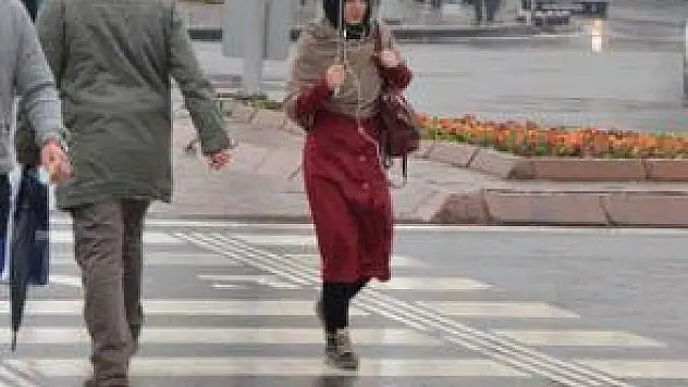 KAYSERİ'DE YAĞAN YAĞMUR ETKİLİ OLDU