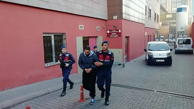 Kayseri'de yakalanan 2 DEAŞ'lı adliyeye sevk edildi

