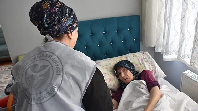Kayseri'de yatağa bağlı hastalar için harekete geçildi! Evde bakım hizmeti veriliyor