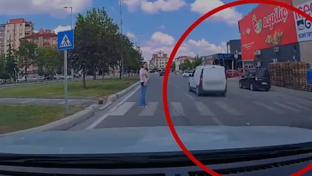 Kayseri'de yayalara yol vermeyen sürücülere ceza