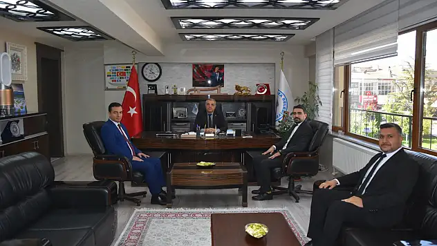 Kayseri'de yeni başhekim göreve başladı! İlk ziyaretini başkana yaptı