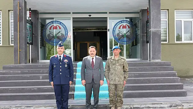 Kayseri'de yeni komutanlar göreve başladı