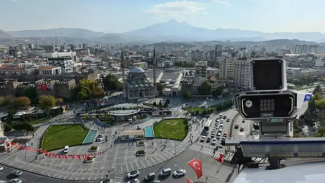 Kayseri'de yola çıkacaklar dikkat! Radar sayıları belli oldu