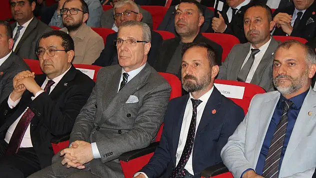 Kayseri'de YRP'den AK Parti'ye geçen üyelerin ardından ilk açıklama!