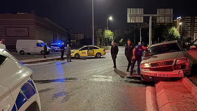 Kayseri'de yürekleri ağza getiren kaza: 1 yaralı