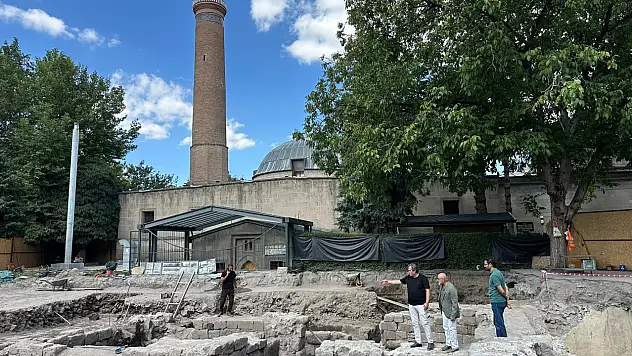 Kayseri'de yüzyıllardır toprağın altındaydı! Gün yüzüne çıkıyor