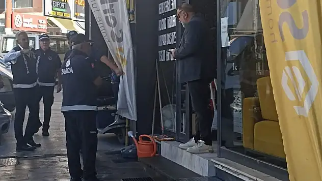 Kayseri'de zabıta denetime çıktı! Kaldırımı işgal eden esnafa geçit yok