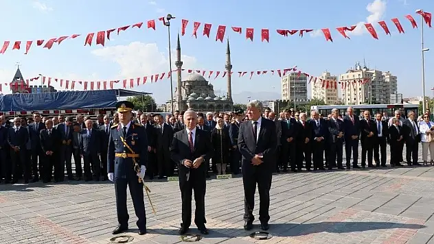 Kayseri'de 'Zafer Bayramı' çoşkusu
