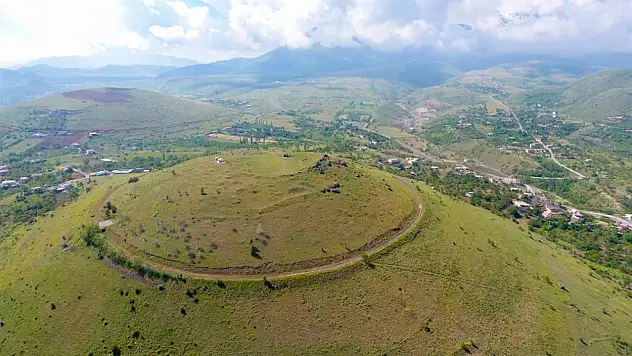 Kayseri'deki bu tepeye yapılacak projeye ne oldu? Aradan 5 yıl geçti ama...
