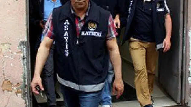  KAYSERİ'DEKİ CİNAYET ZANLILARINDAN 1'İ TUTUKLANDI