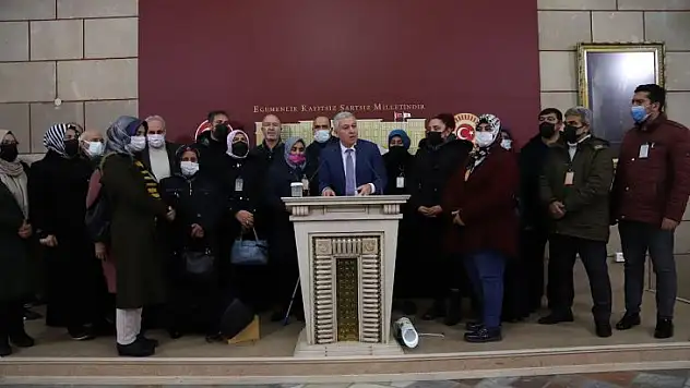 Kayseri'deki kooperatif mağdurlarından Meclis'e çıkarma!