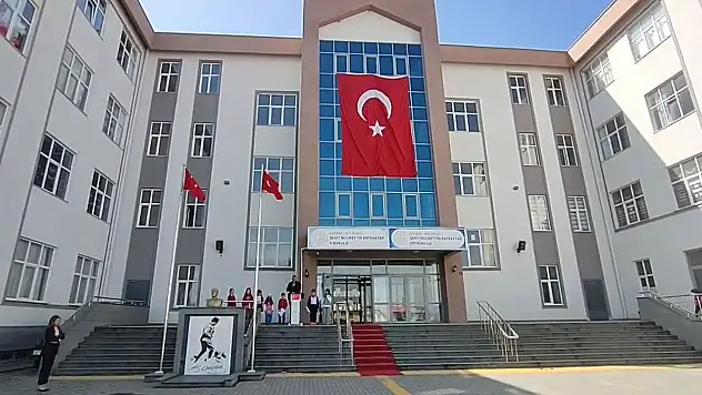 Kayseri'deki o okulda 23 Nisan'a buruk kutlama
