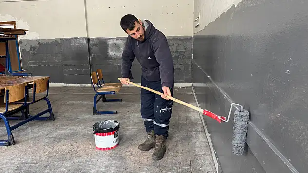 Kayseri'deki okul yeniden boyandı