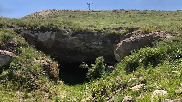 Kayseri'deki tepenin altından şehir çıktı! Tümünü kaplıyor
